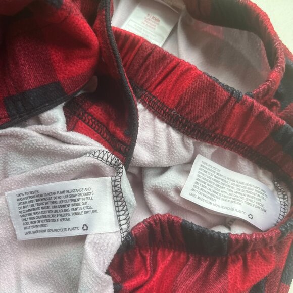Red Buffalo Plaid Pajamas Size 5 - Picture 8 of 8